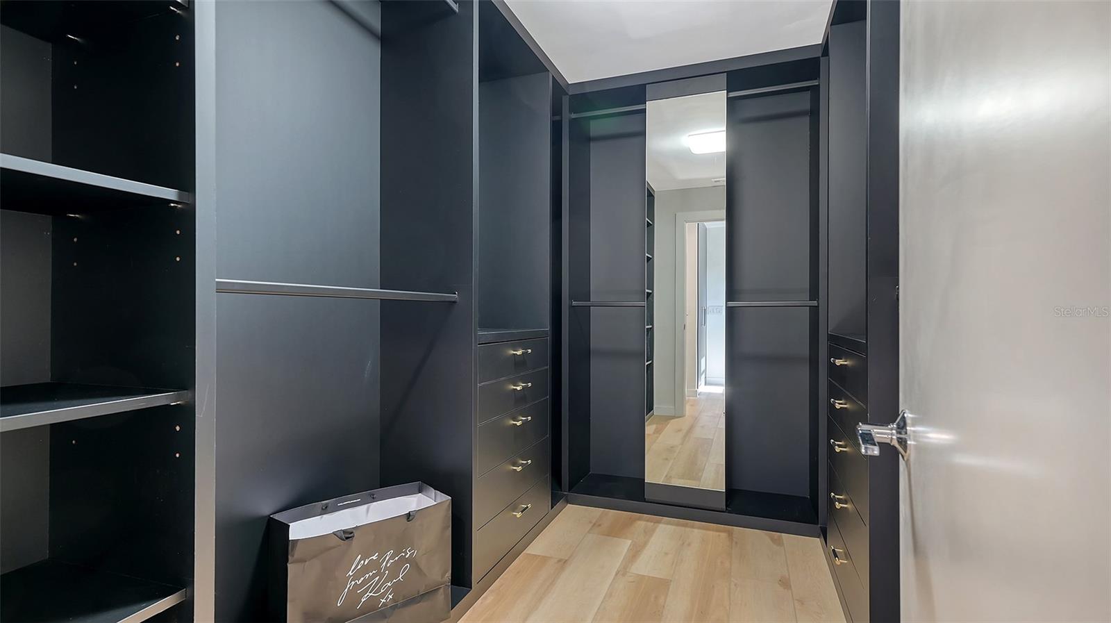 2133 ORIOLE DR, SARASOTA, FL, 34239