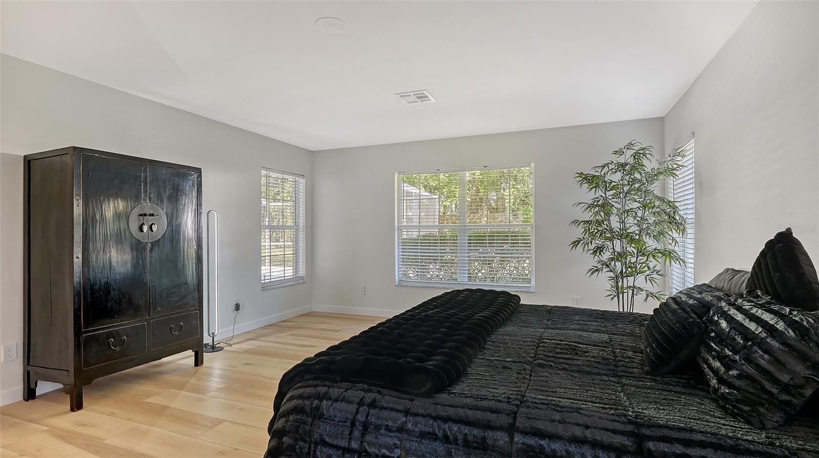 2133 ORIOLE DR, SARASOTA, FL, 34239