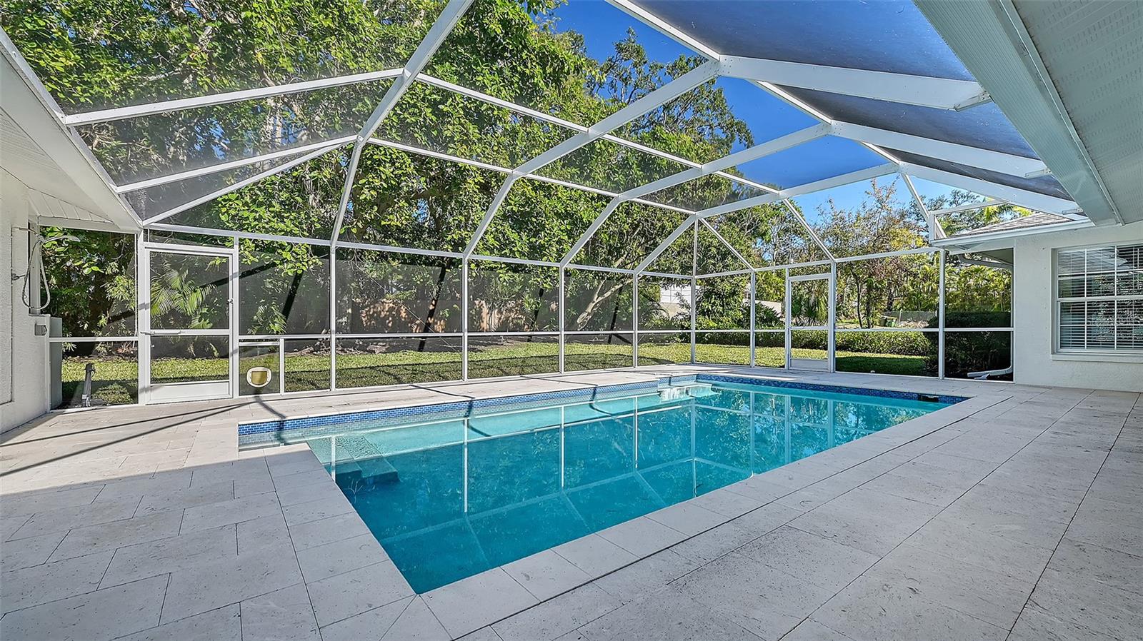 2133 ORIOLE DR, SARASOTA, FL, 34239