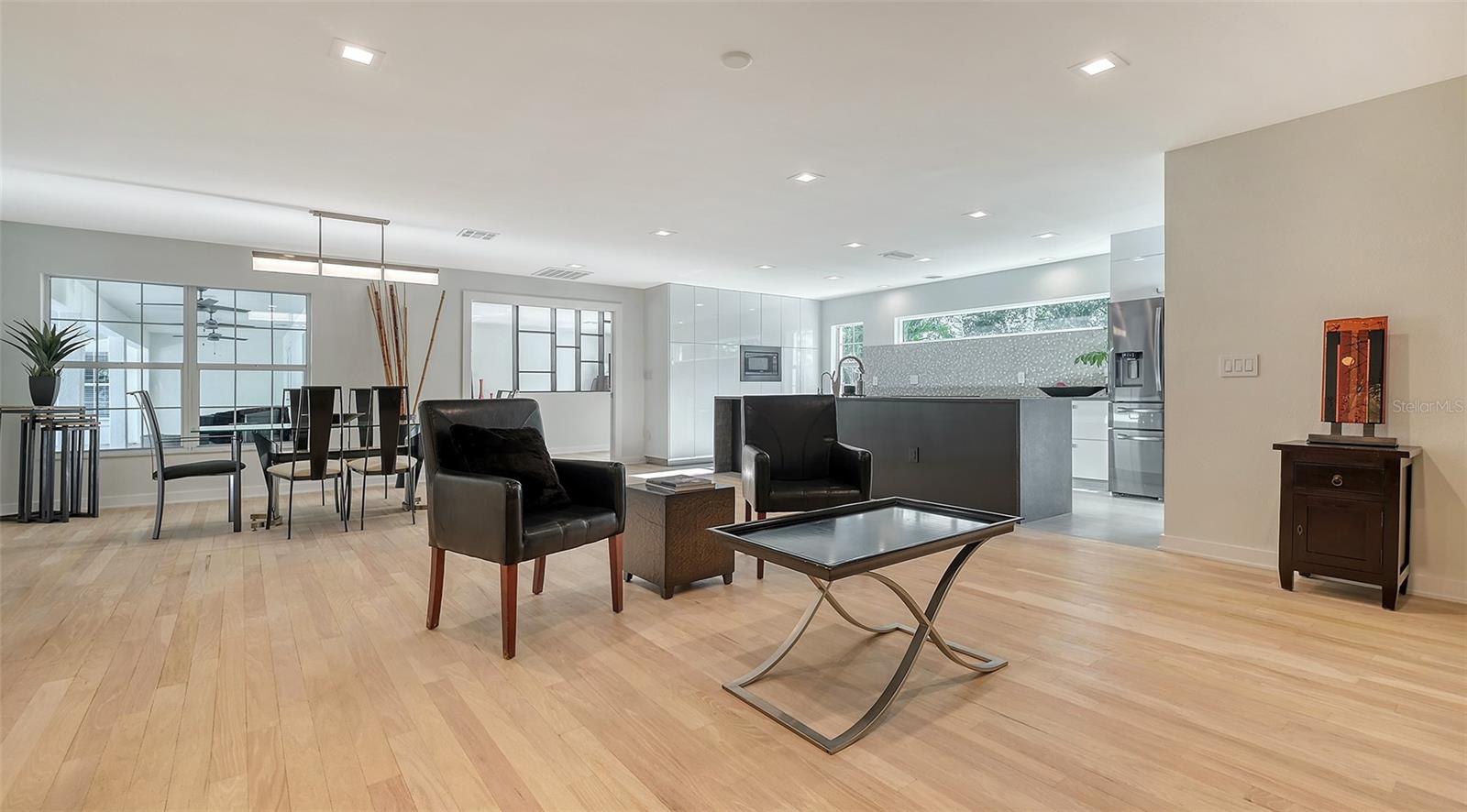 2133 ORIOLE DR, SARASOTA, FL, 34239