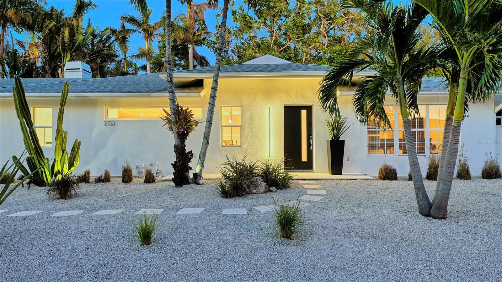 2133 ORIOLE DR, SARASOTA, FL, 34239