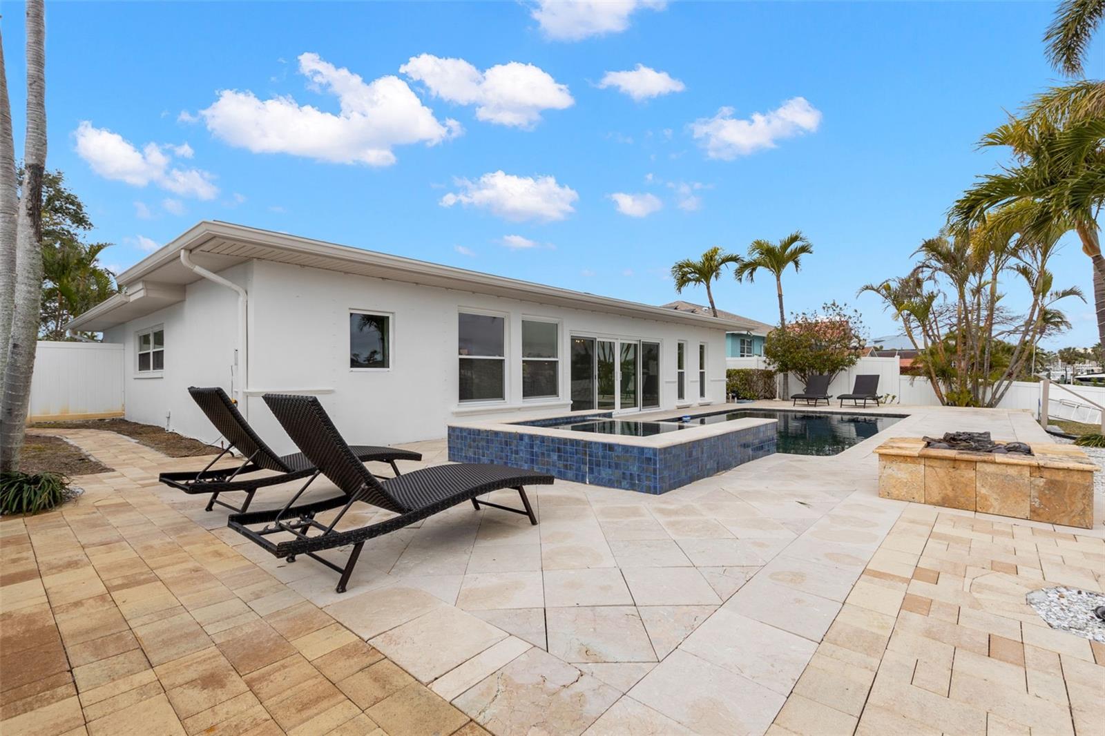 280 N JULIA CIR, ST PETE BEACH, FL, 33706