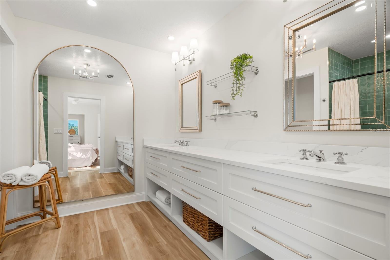 280 N JULIA CIR, ST PETE BEACH, FL, 33706