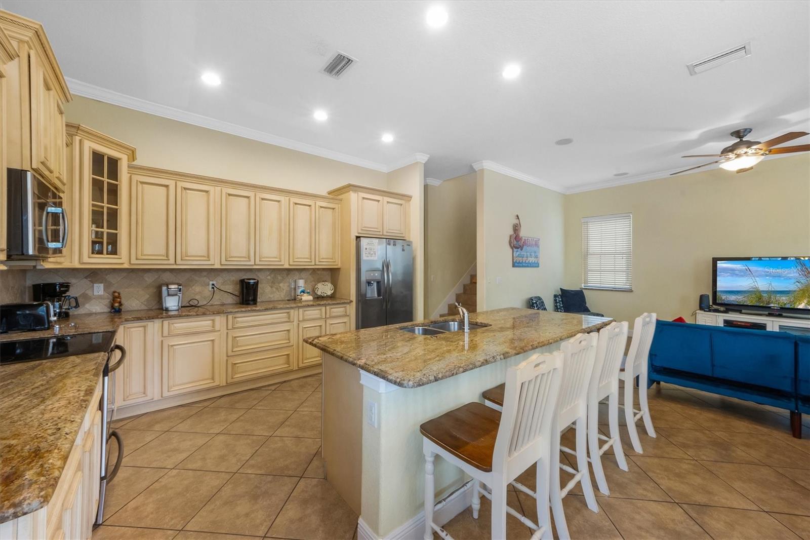 203 69TH ST #A, HOLMES BEACH, FL, 34217