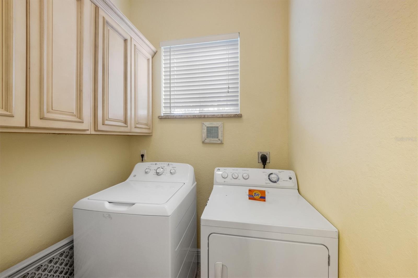 203 69TH ST #A, HOLMES BEACH, FL, 34217
