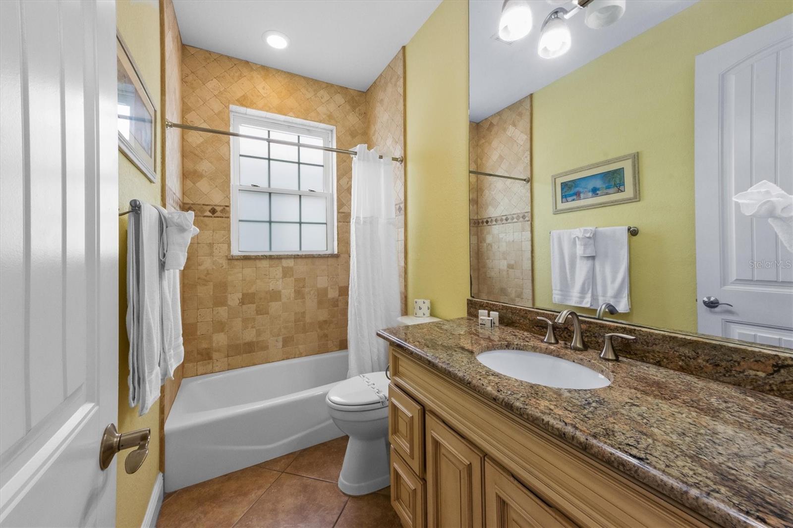 203 69TH ST #A, HOLMES BEACH, FL, 34217