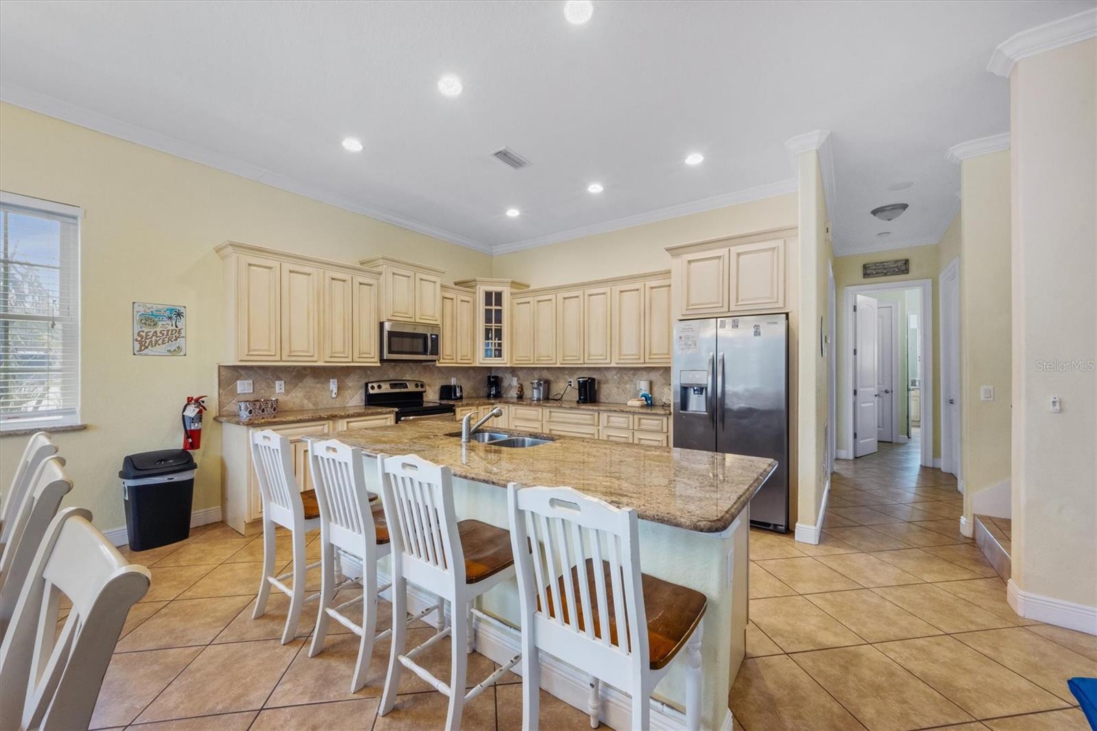 203 69TH ST #A, HOLMES BEACH, FL, 34217