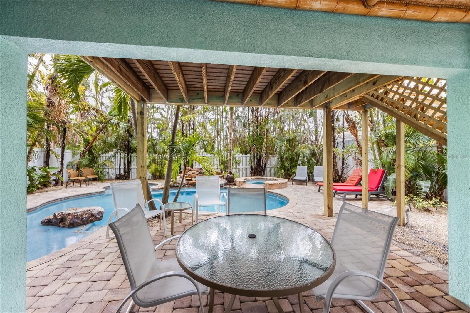 203 69TH ST #A, HOLMES BEACH, FL, 34217