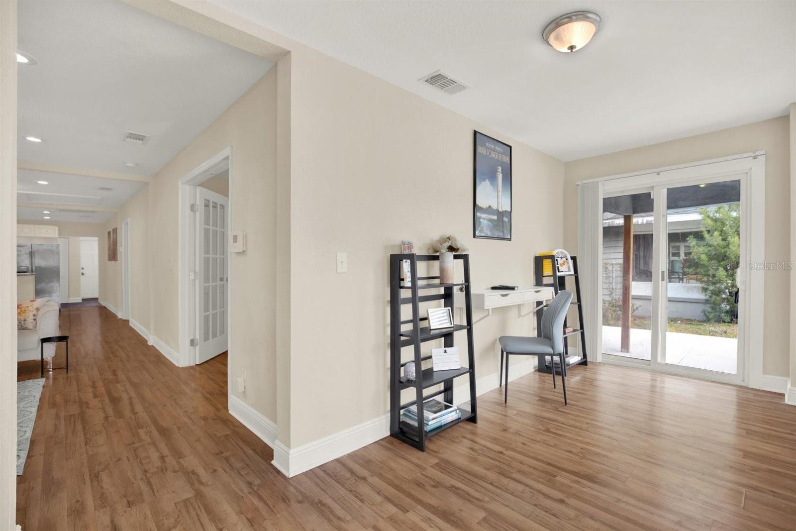 1214 E CURTIS ST, TAMPA, FL, 33603