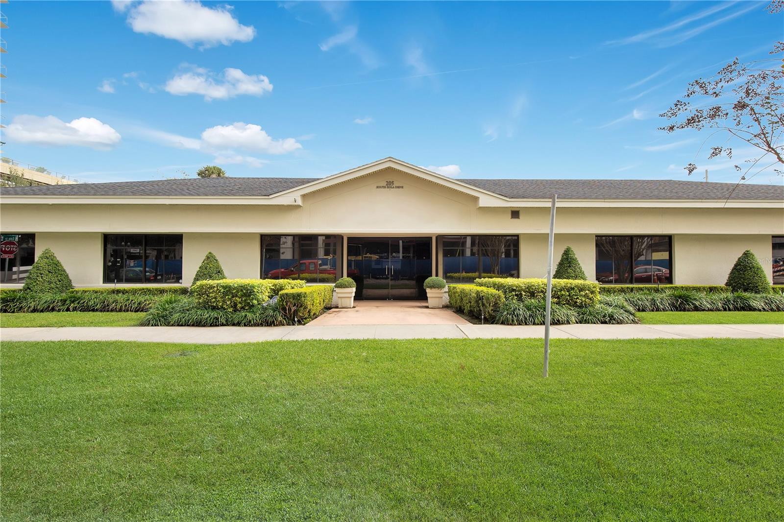 205 S EOLA DR, ORLANDO, FL, 32801