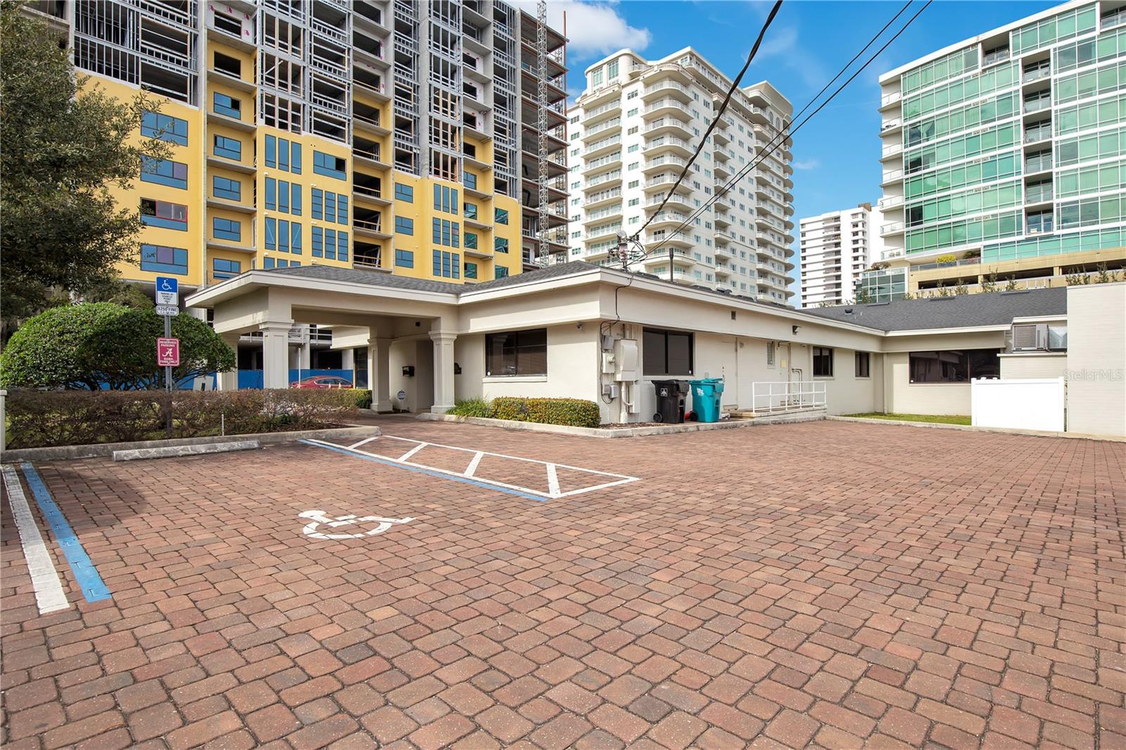 205 S EOLA DR, ORLANDO, FL, 32801