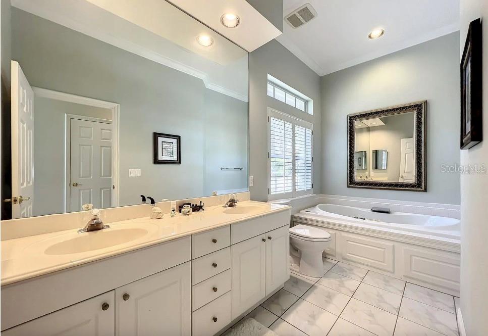 2054 SAWGRASS DR, APOPKA, FL, 32712