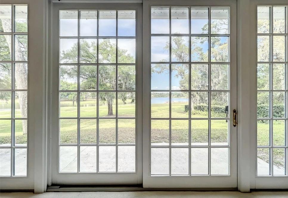 2054 SAWGRASS DR, APOPKA, FL, 32712