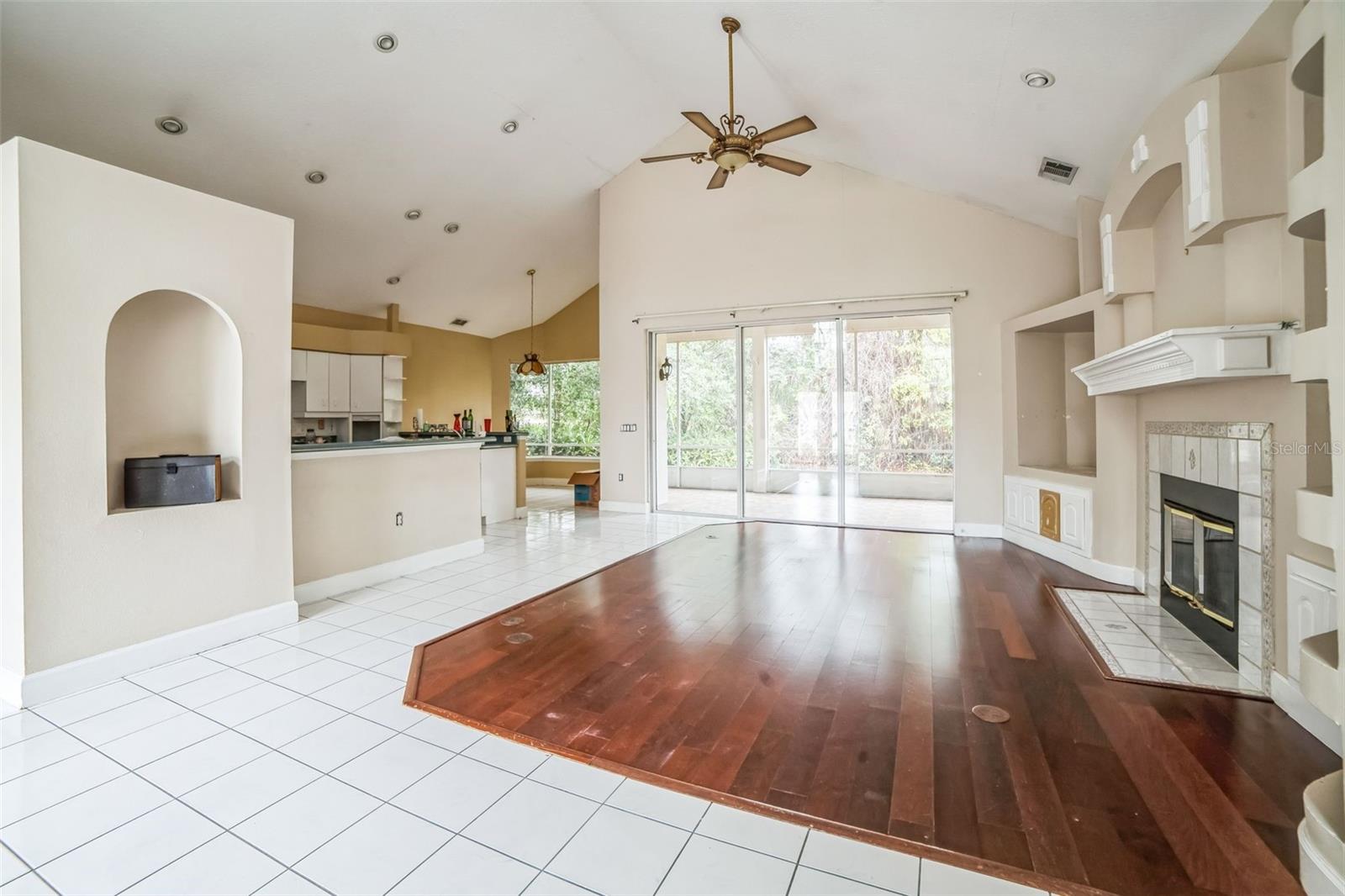 388 HAMPTON HILLS CT, DEBARY, FL, 32713