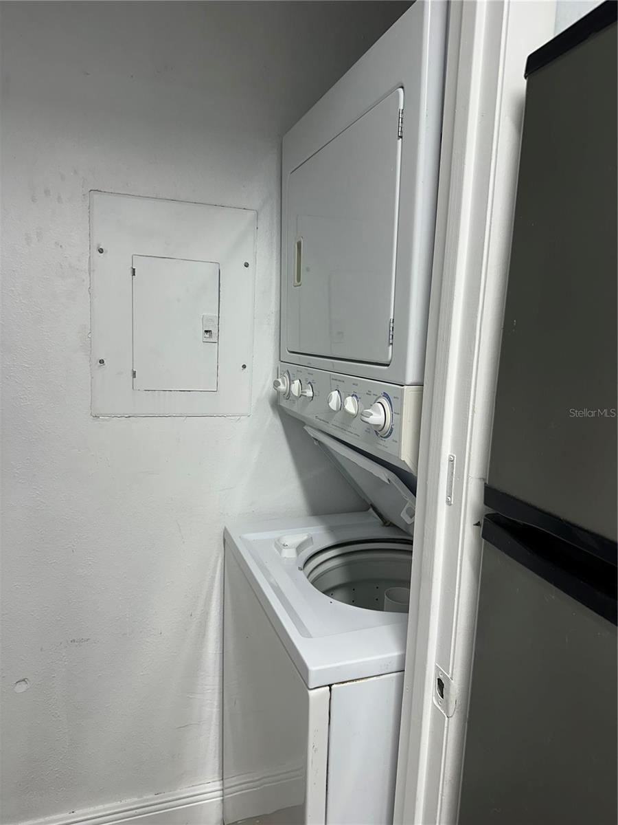 241 AFTON SQ #205, ALTAMONTE SPRINGS, FL, 32714