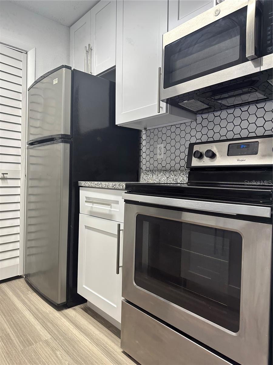 241 AFTON SQ #205, ALTAMONTE SPRINGS, FL, 32714