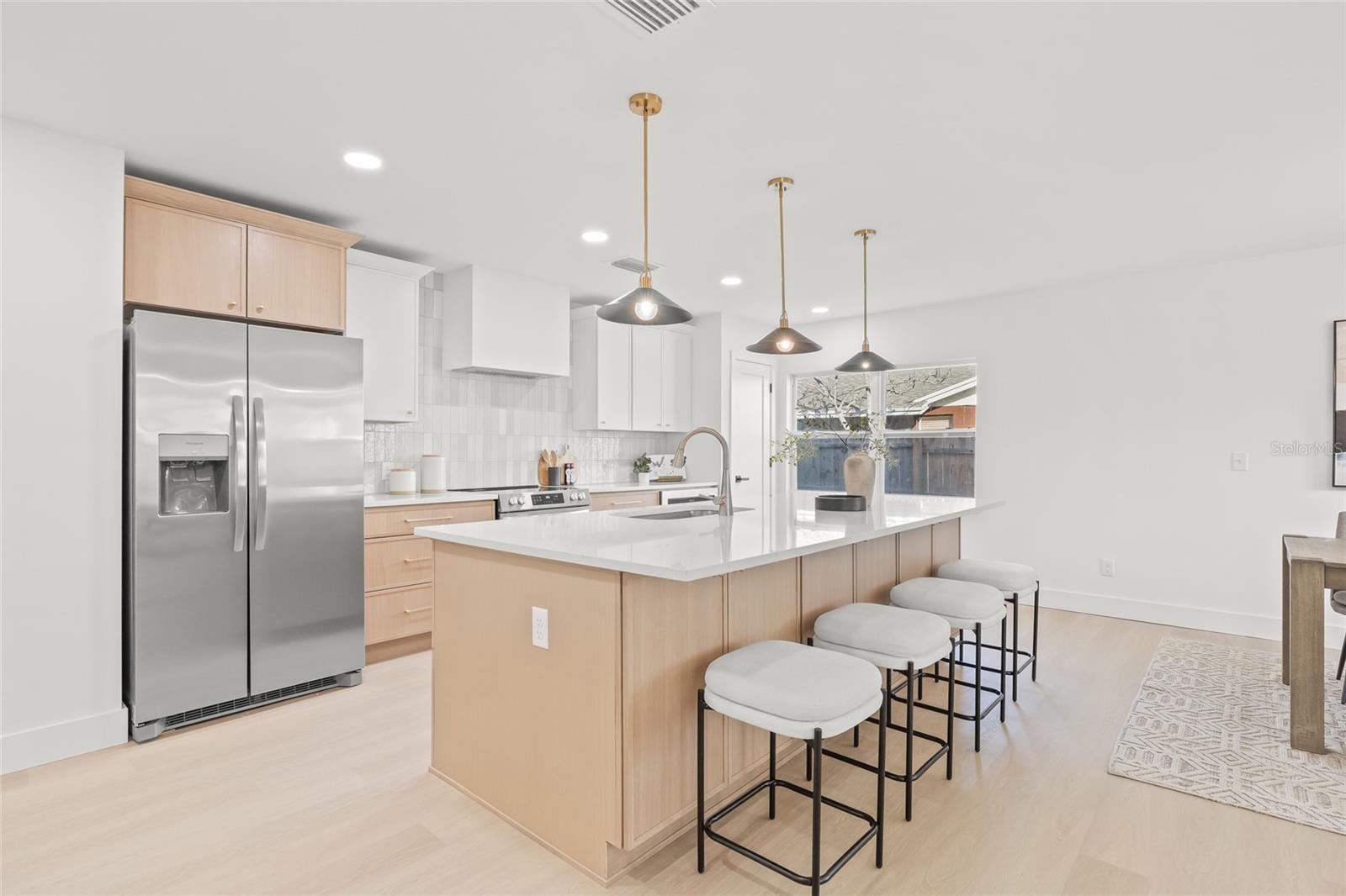 15806 SPRING CREST CIR, TAMPA, FL, 33624