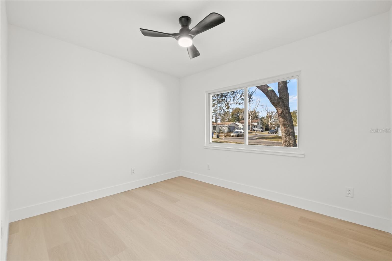 15806 SPRING CREST CIR, TAMPA, FL, 33624