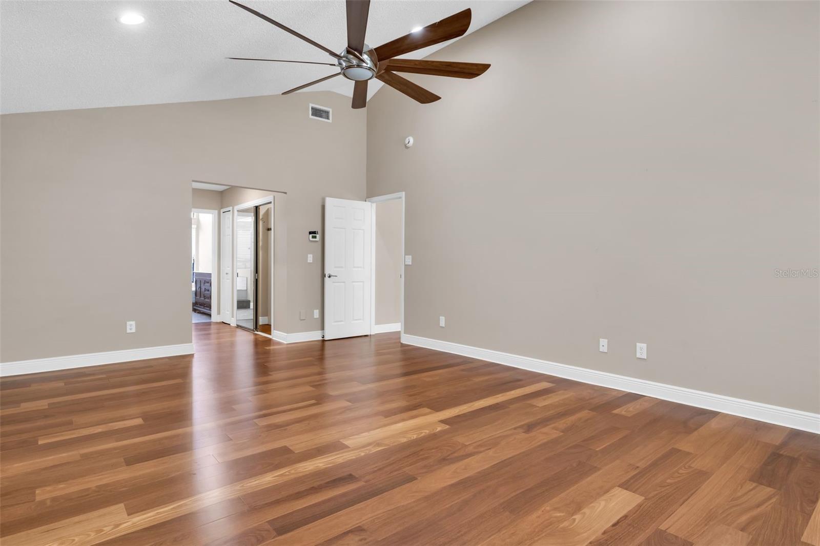 217 PLEASANT VALLEY DR, DAYTONA BEACH, FL, 32114