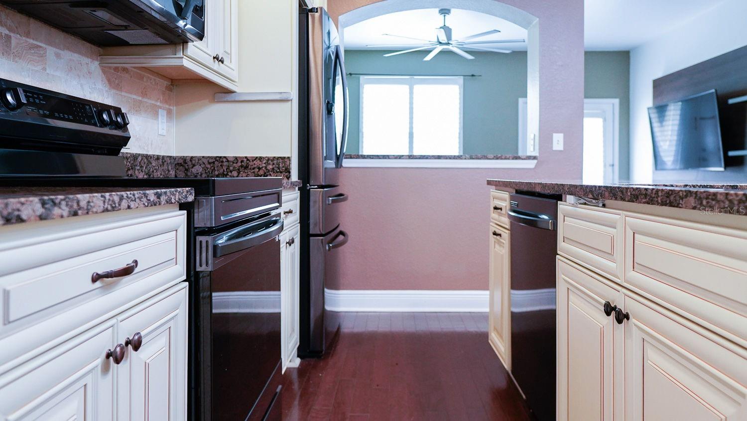 200 4TH AVE S #139, ST PETERSBURG, FL, 33701