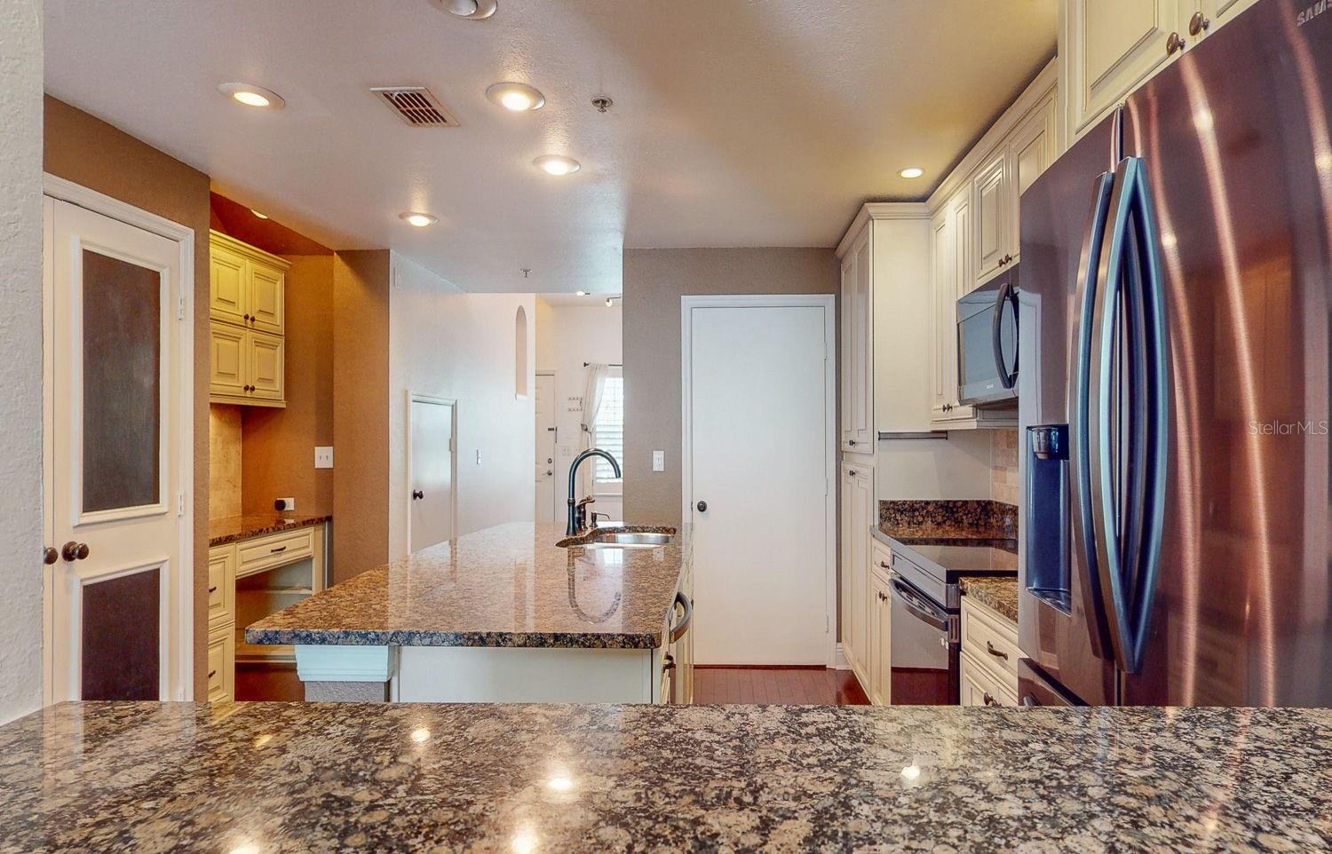 200 4TH AVE S #139, ST PETERSBURG, FL, 33701