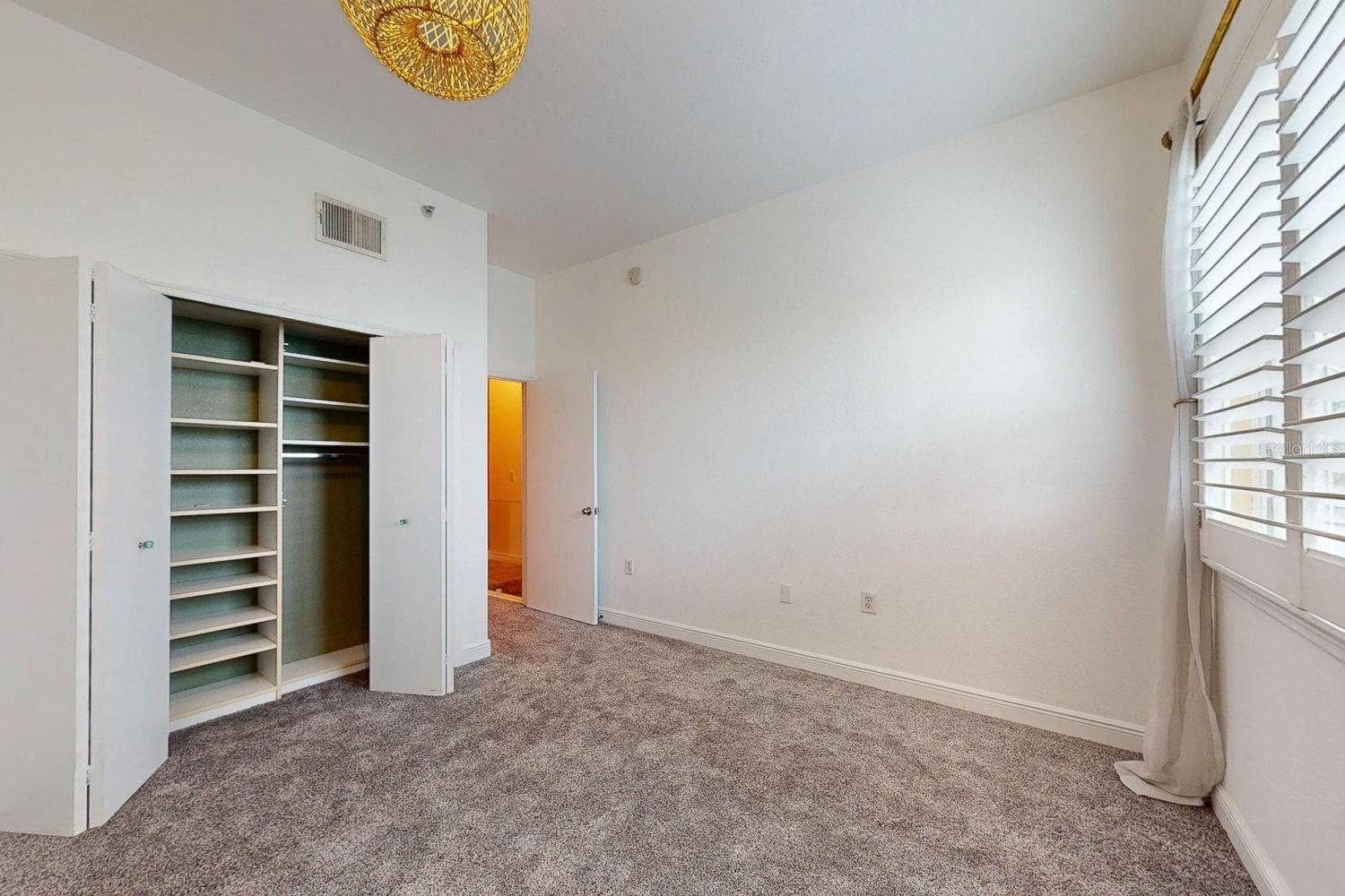 200 4TH AVE S #139, ST PETERSBURG, FL, 33701