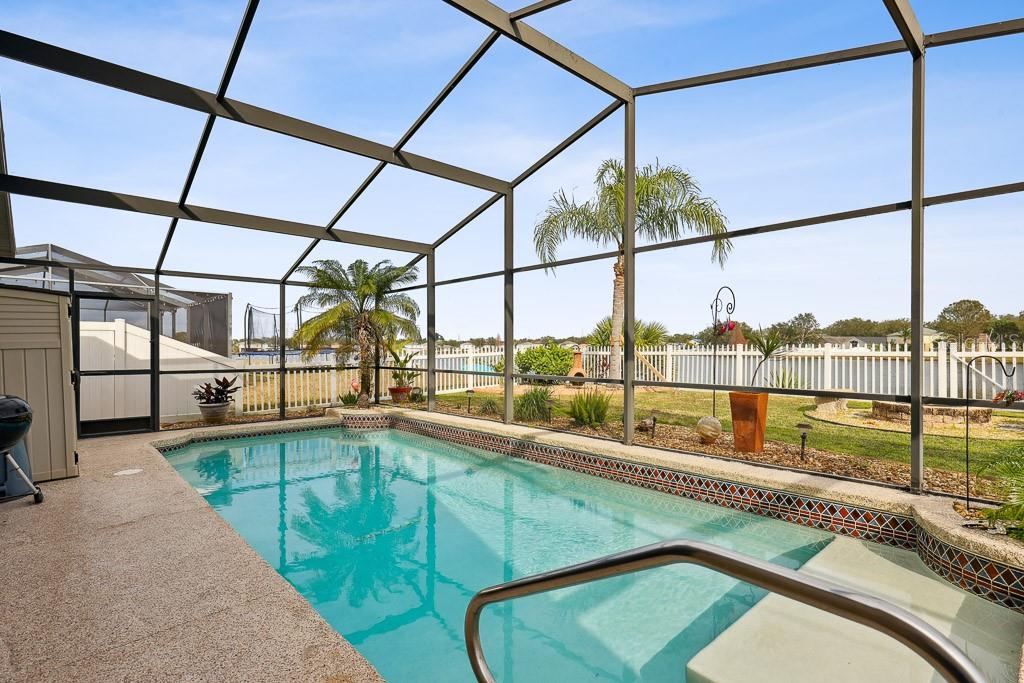 12601 LAKE VISTA DR, GIBSONTON, FL, 33534