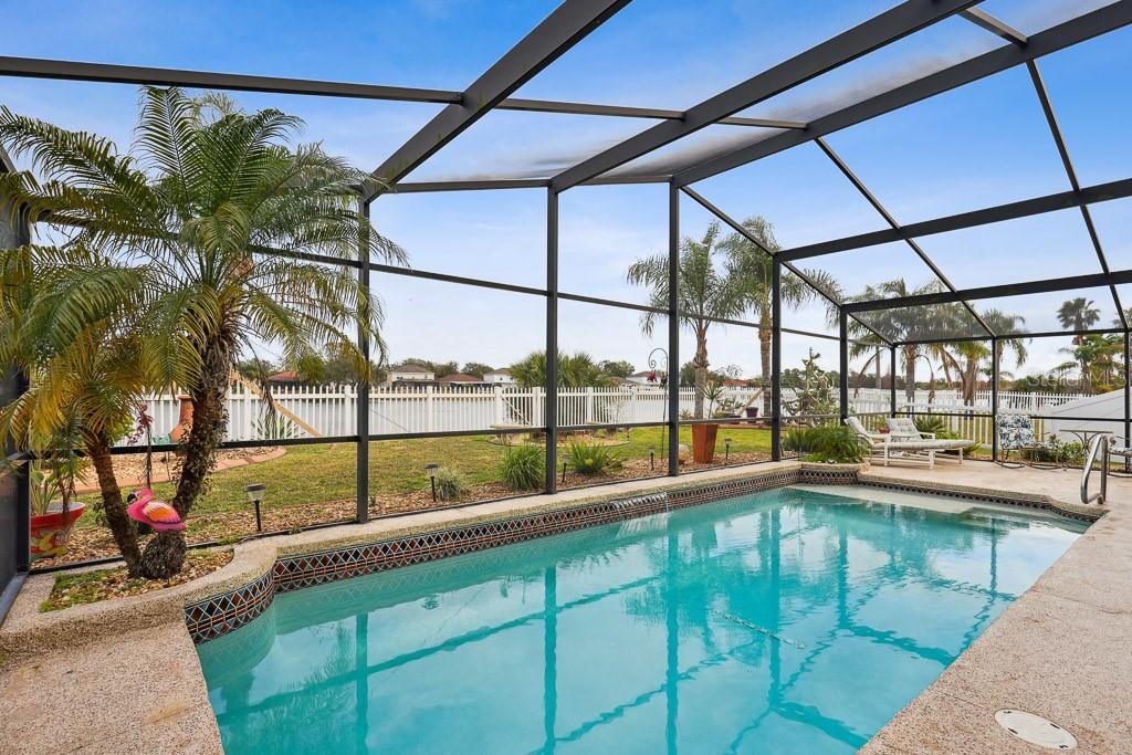 12601 LAKE VISTA DR, GIBSONTON, FL, 33534