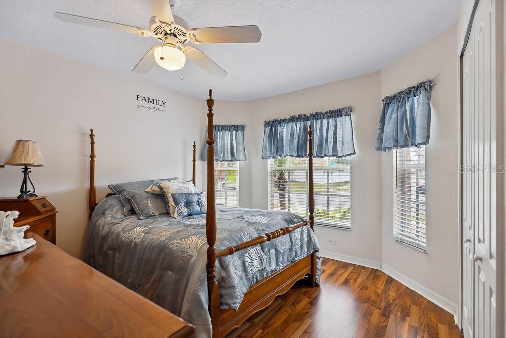 12601 LAKE VISTA DR, GIBSONTON, FL, 33534