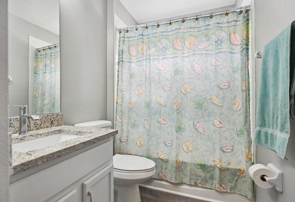 12601 LAKE VISTA DR, GIBSONTON, FL, 33534