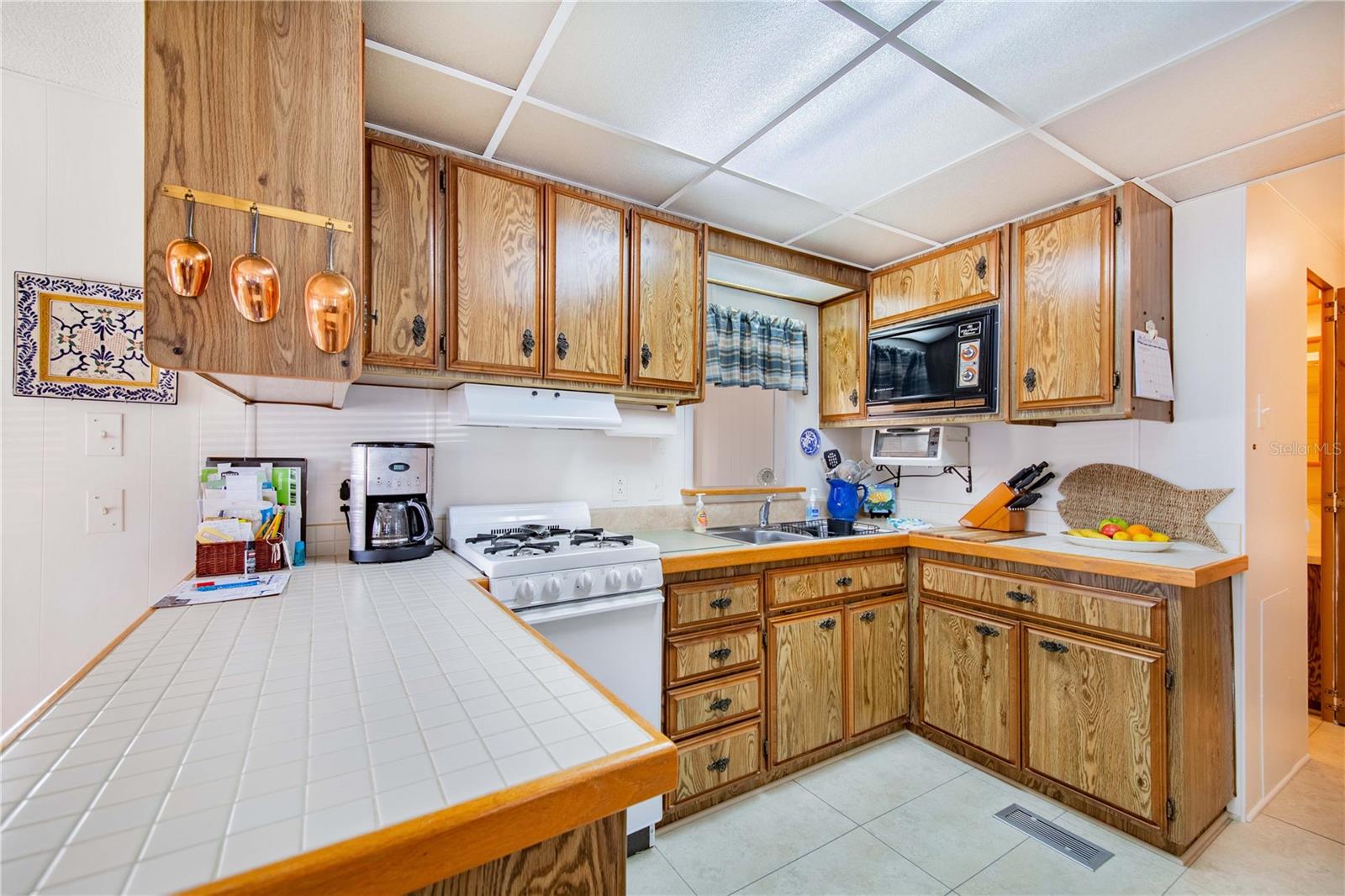 P4933532 Property Photo