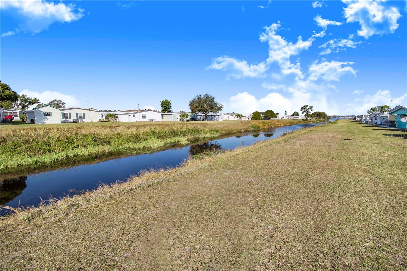 P4933532 Property Photo