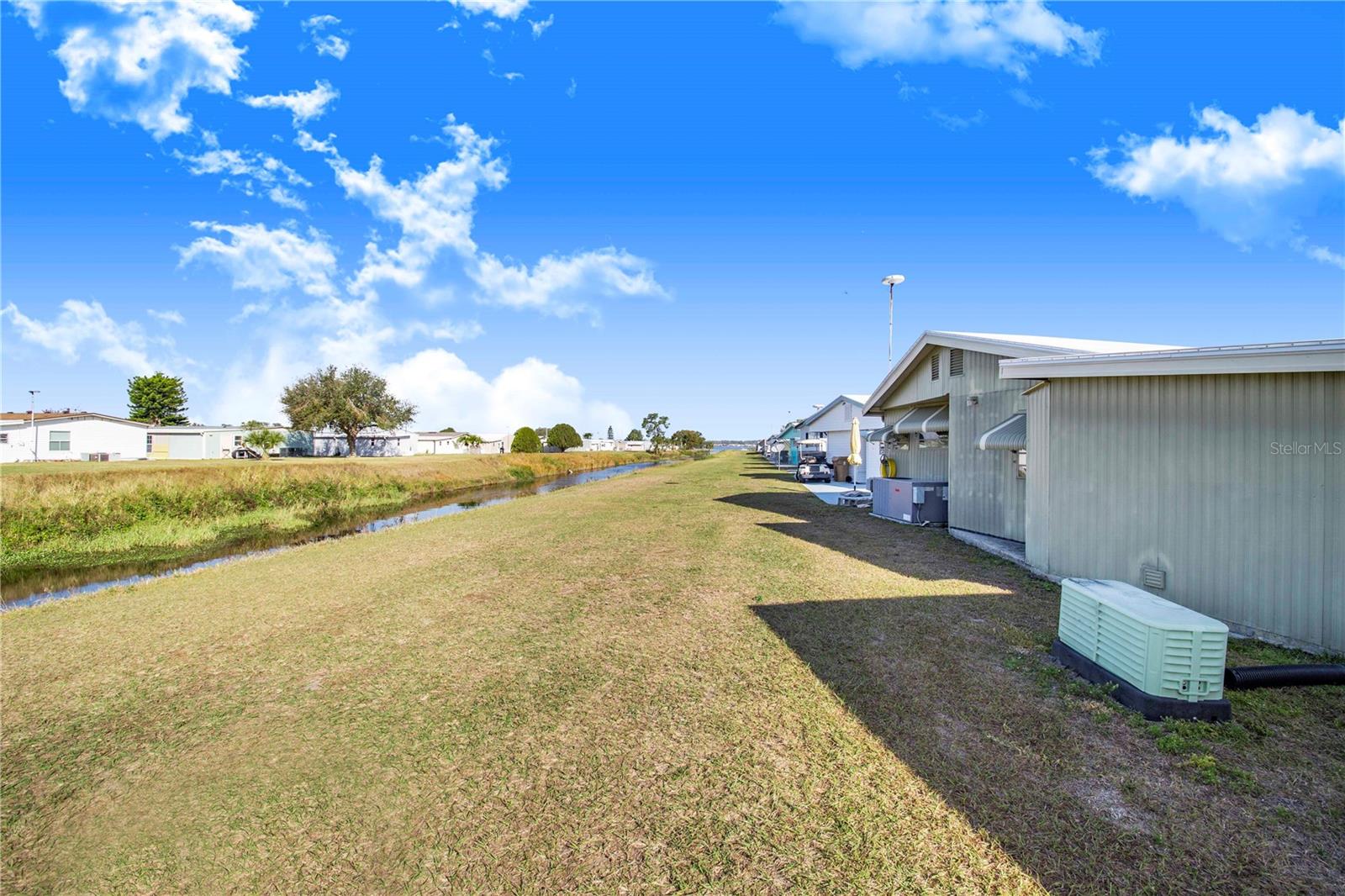 P4933532 Property Photo