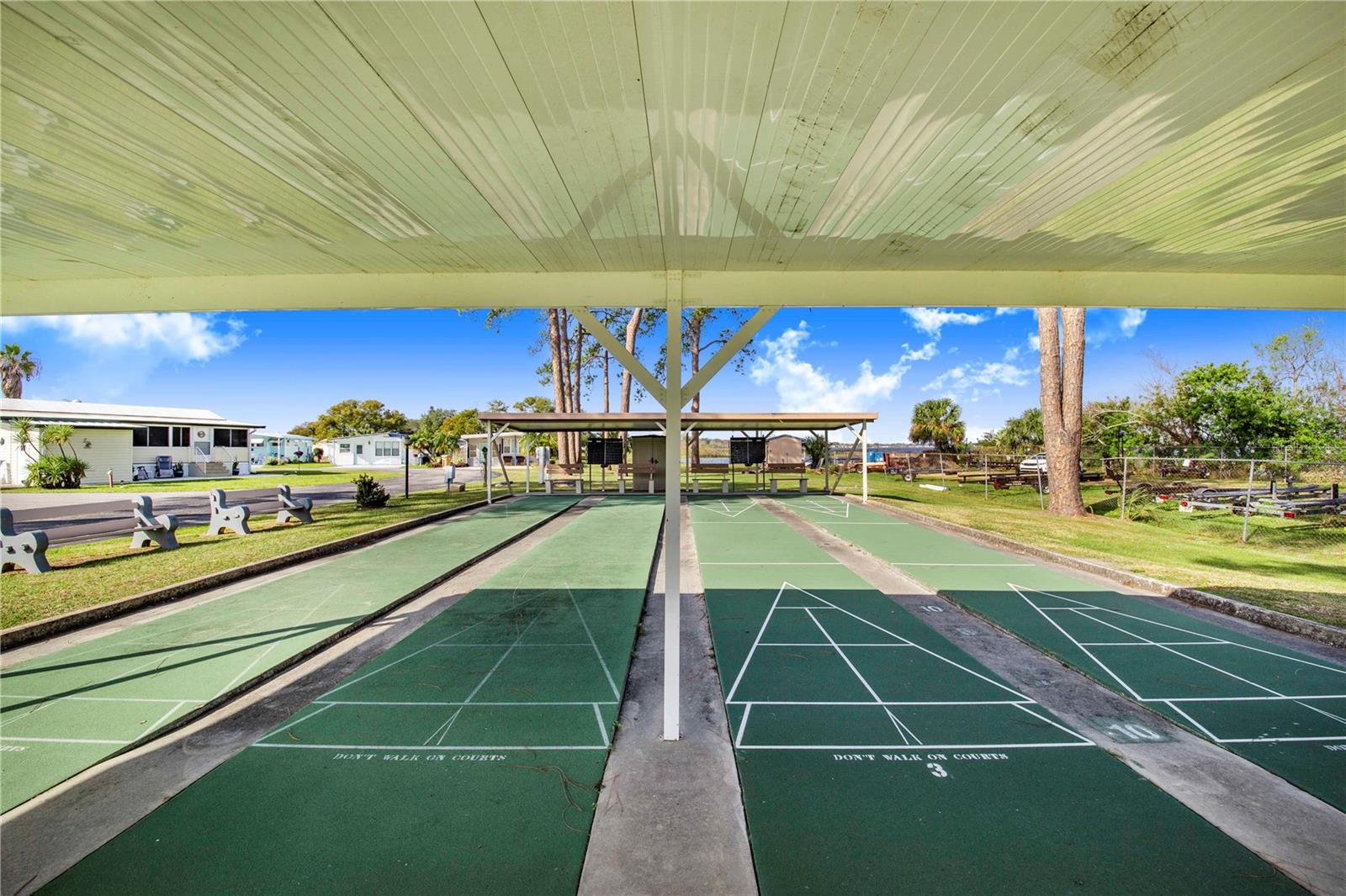 P4933532 Property Photo