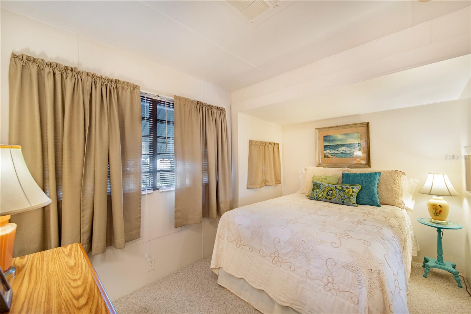 P4933532 Property Photo