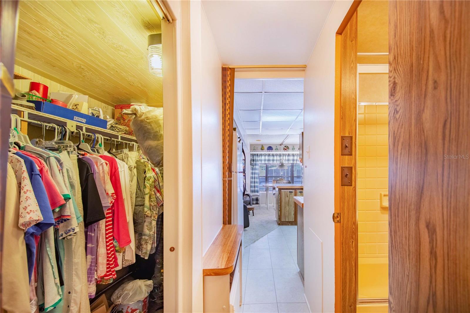 P4933532 Property Photo