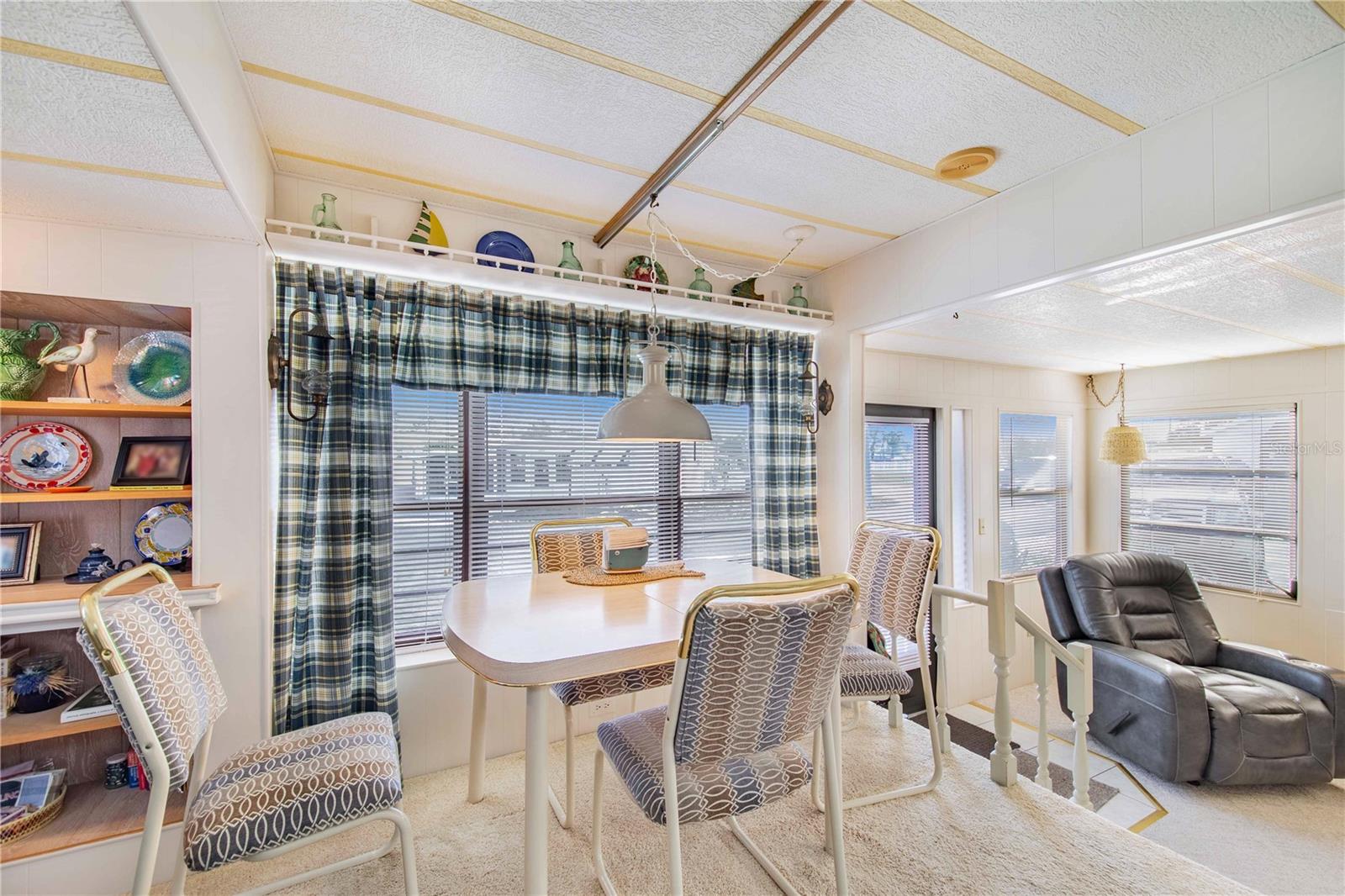 P4933532 Property Photo