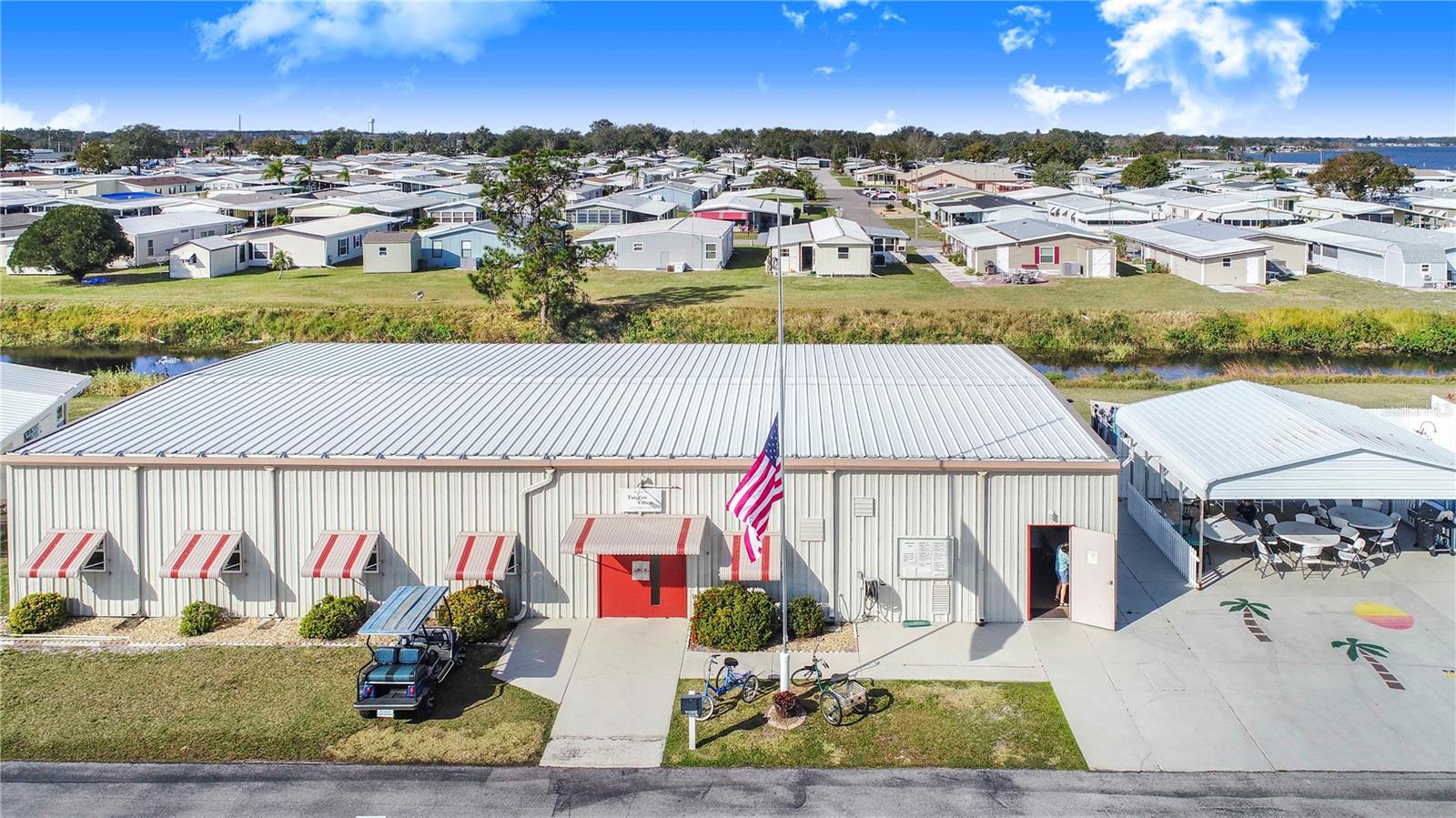 P4933532 Property Photo