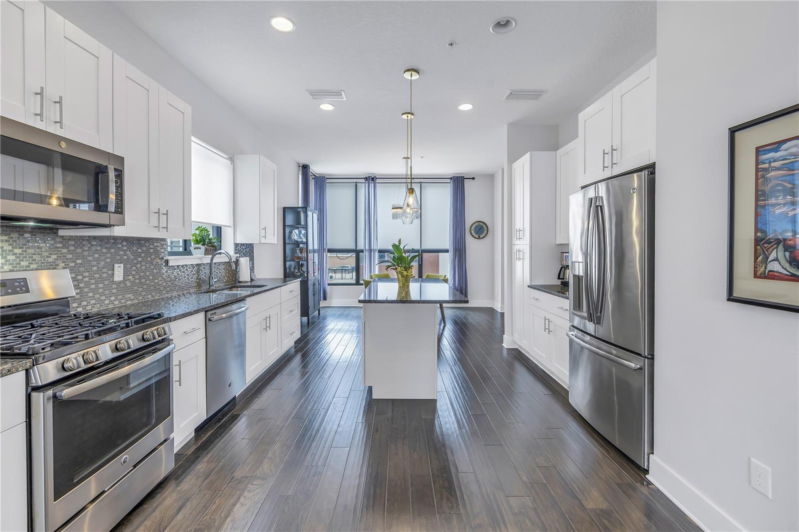 154 8TH ST N, ST PETERSBURG, FL, 33701