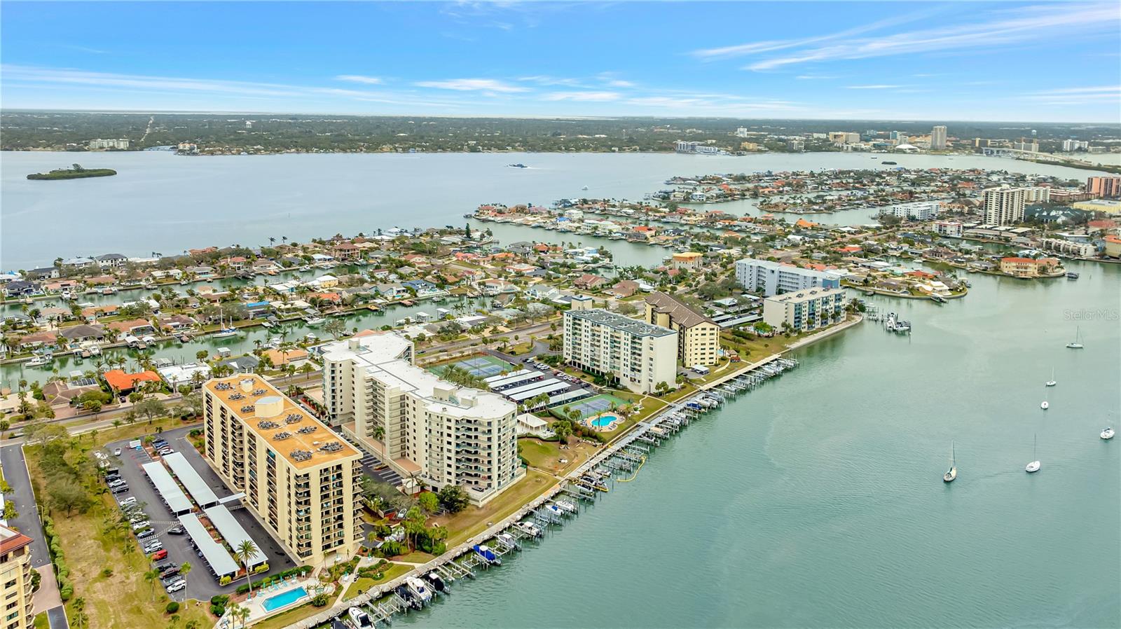 670 ISLAND WAY #802, CLEARWATER BEACH, FL, 33767