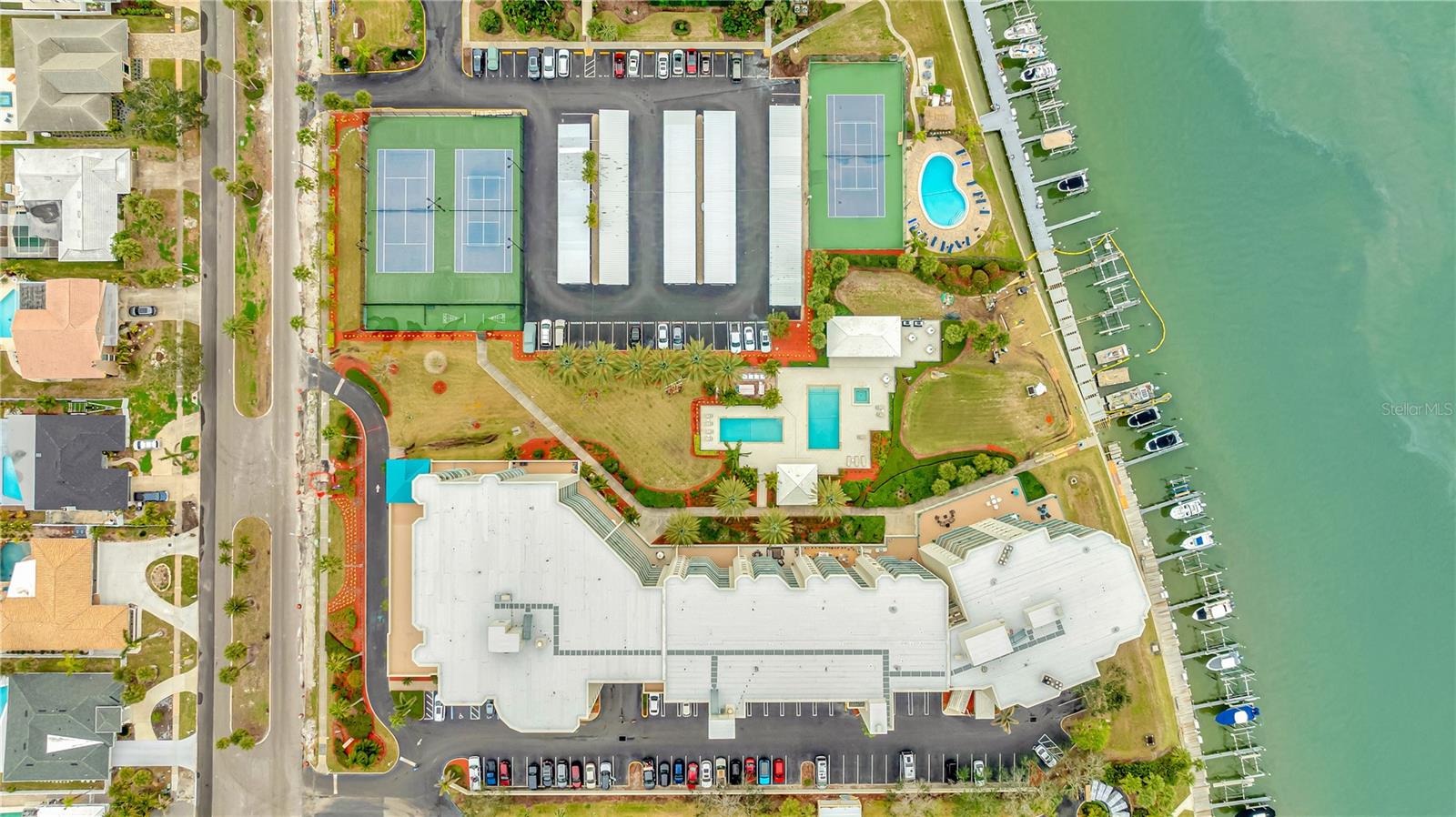 670 ISLAND WAY #802, CLEARWATER BEACH, FL, 33767