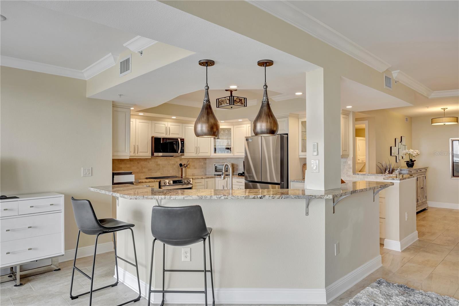 670 ISLAND WAY #802, CLEARWATER BEACH, FL, 33767