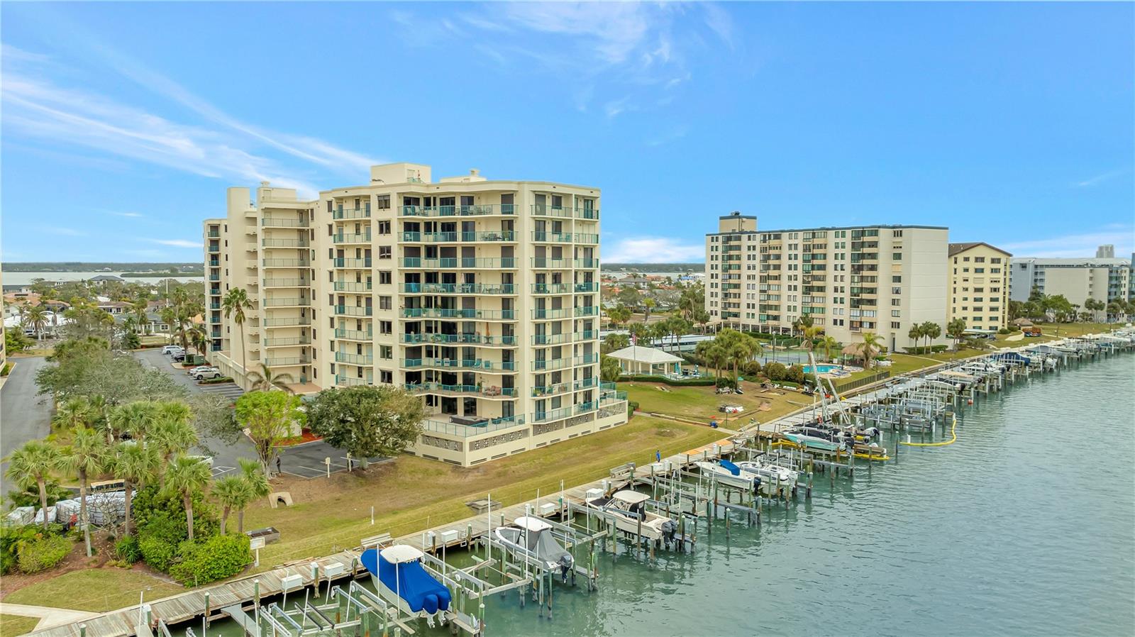 670 ISLAND WAY #802, CLEARWATER BEACH, FL, 33767