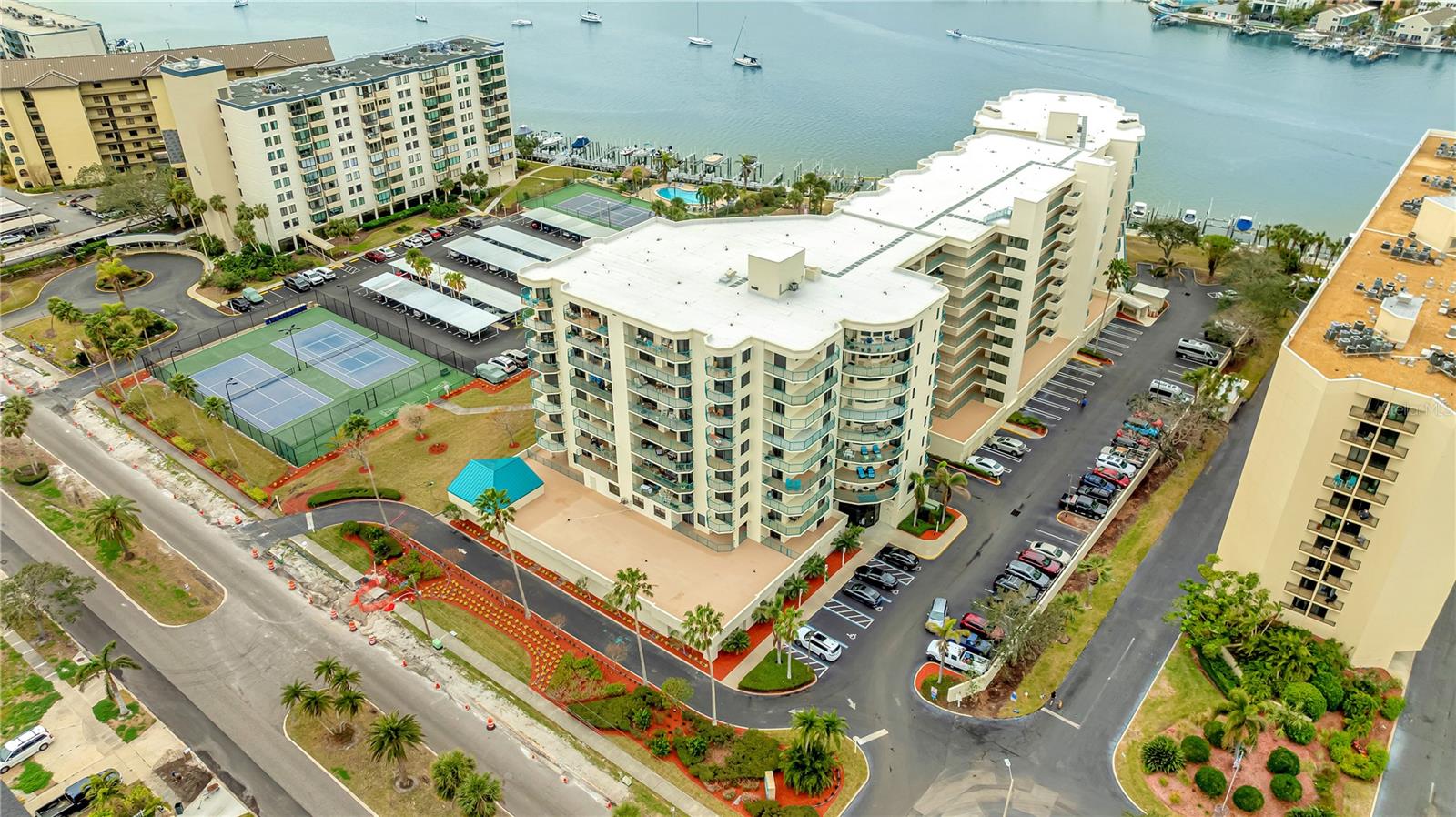 670 ISLAND WAY #802, CLEARWATER BEACH, FL, 33767