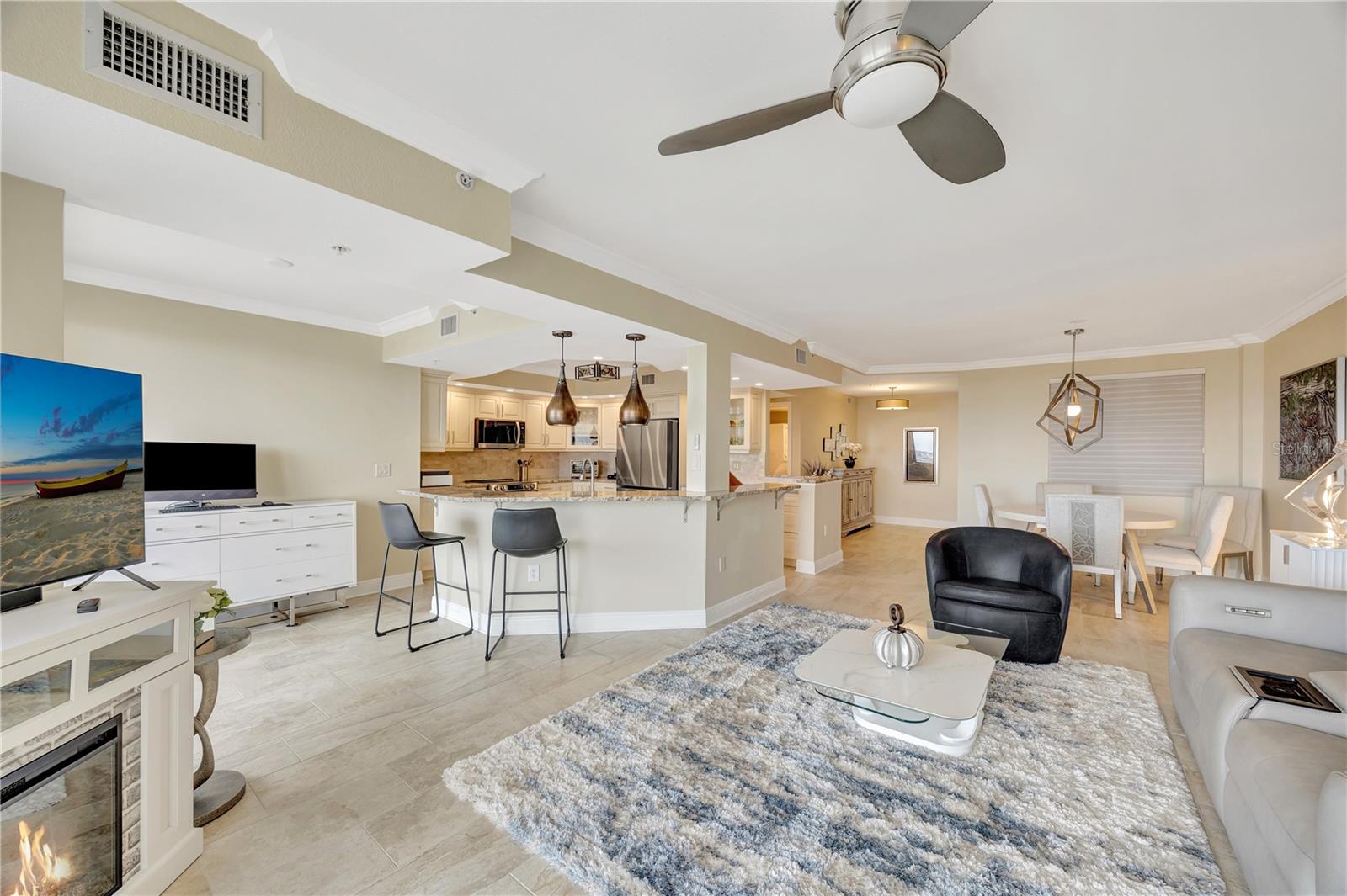 670 ISLAND WAY #802, CLEARWATER BEACH, FL, 33767