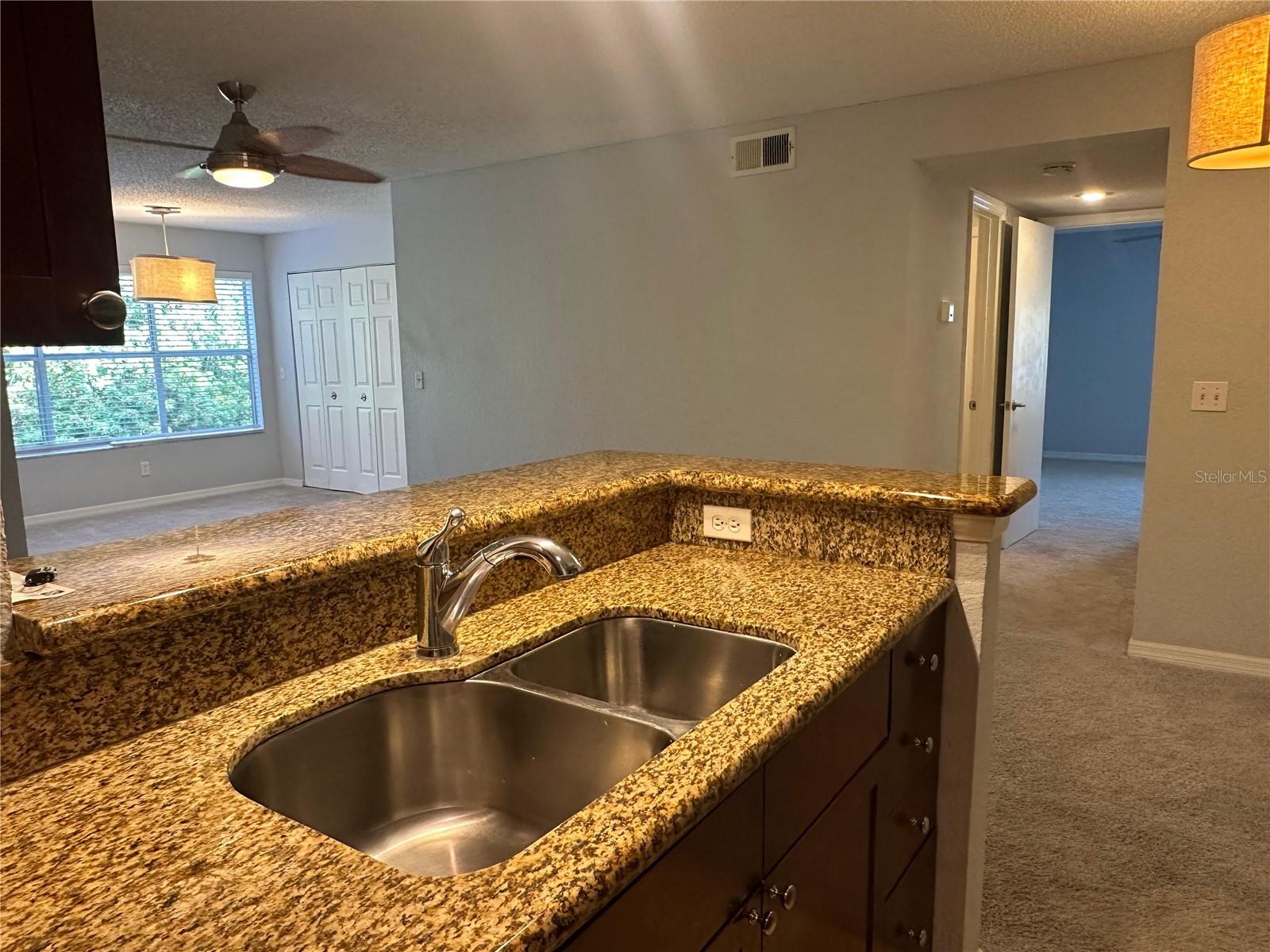 5124 CONROY RD #27, ORLANDO, FL, 32811