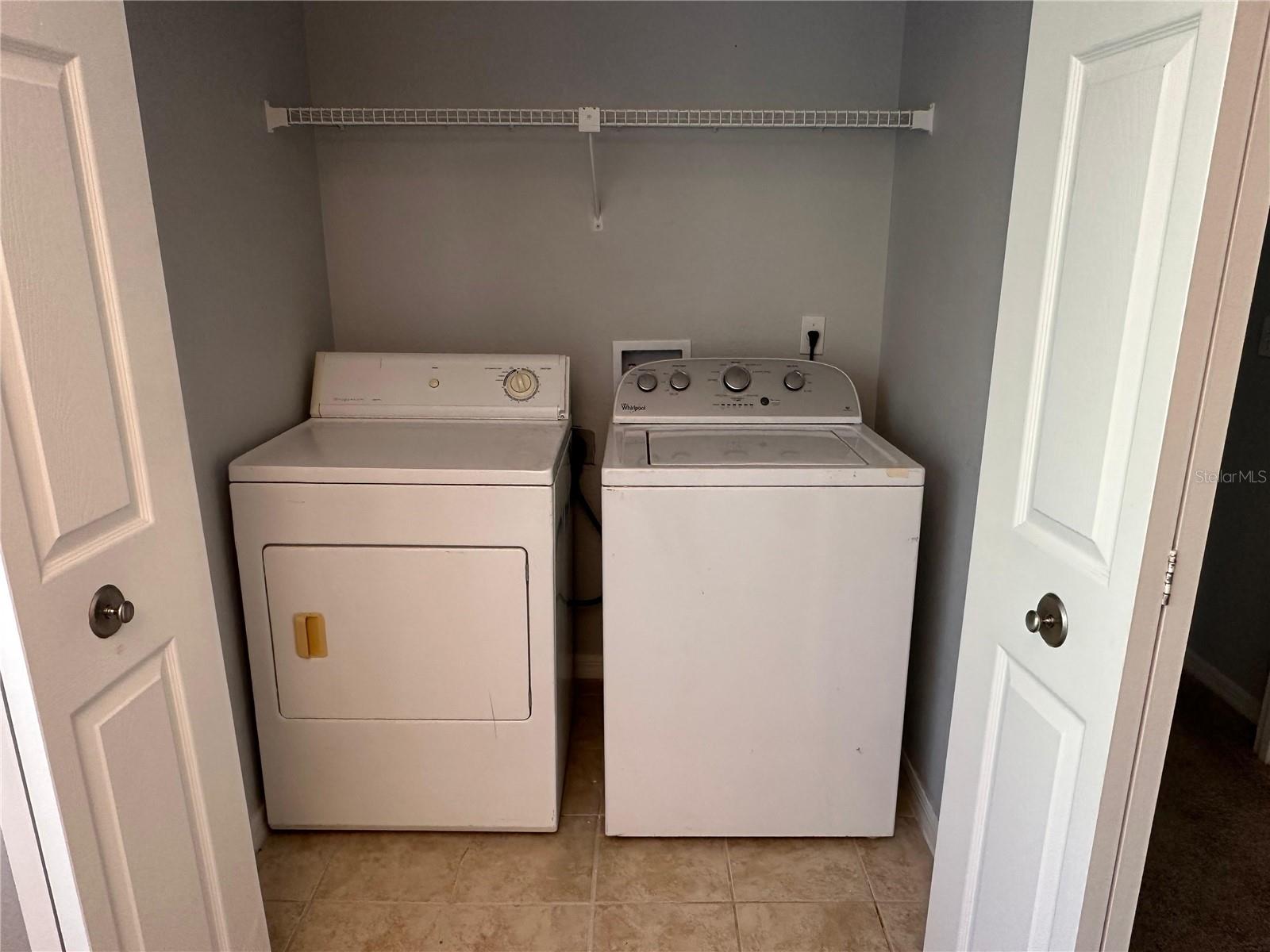 5124 CONROY RD #27, ORLANDO, FL, 32811