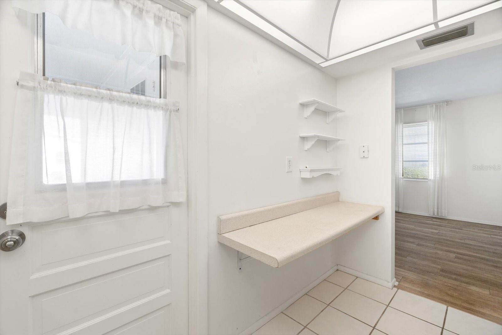 6091 CORAL WAY, BRADENTON, FL, 34207