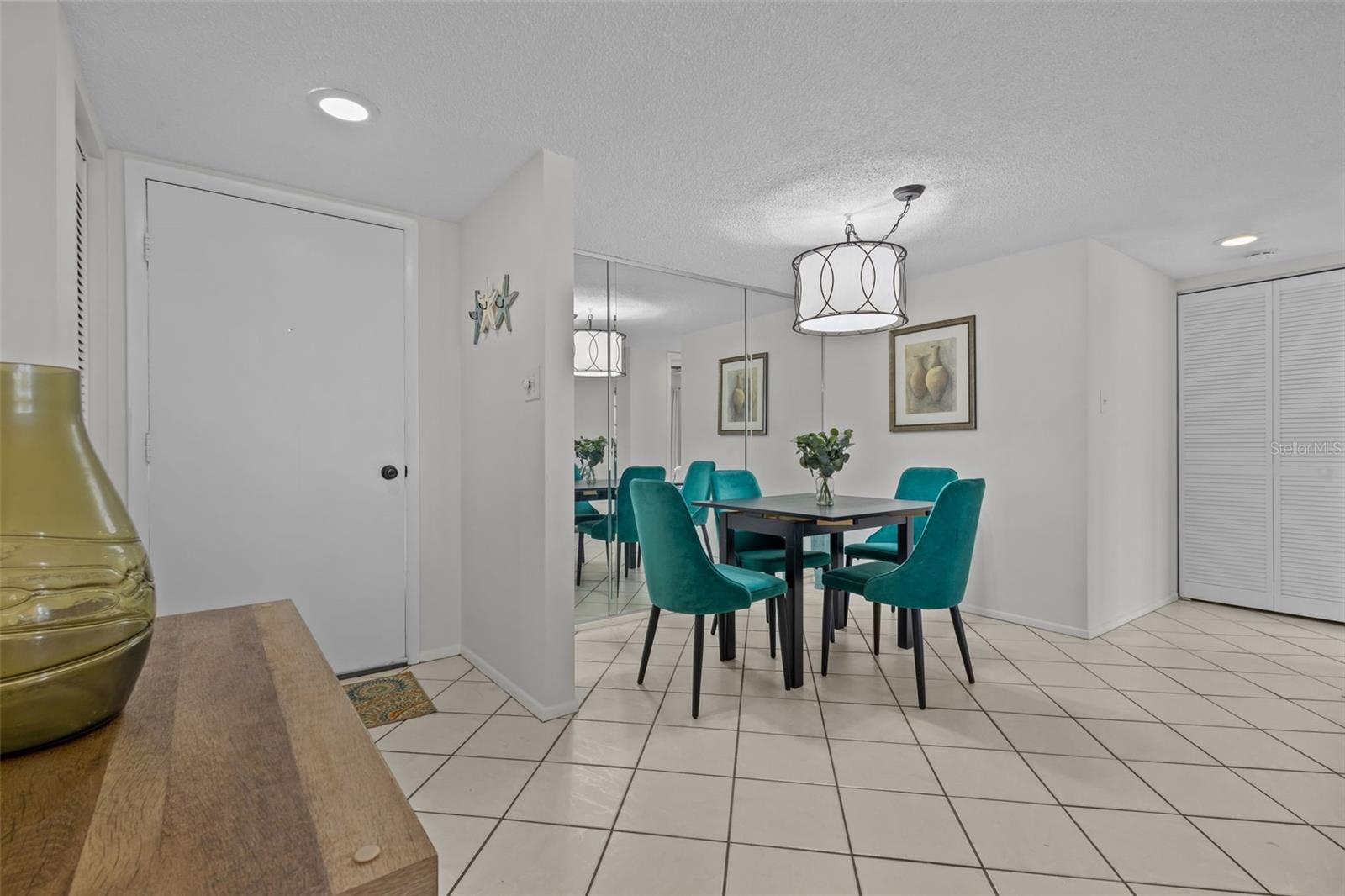 9860 62ND TER N #1050, ST PETERSBURG, FL, 33708