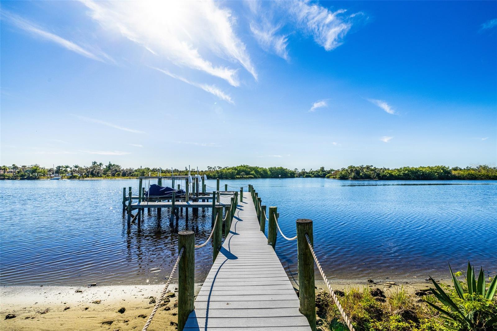 14100 DUKE HWY, ALVA, FL, 33920